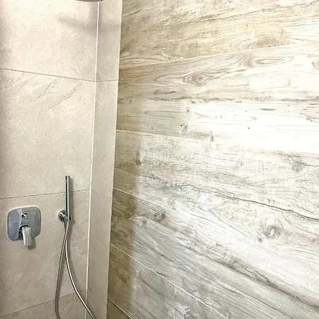 Modern & Schick